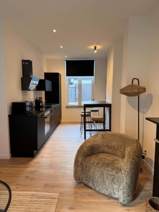 Urbanchic Appartement Cosy 1B เลียจ ภายนอก รูปภาพ
