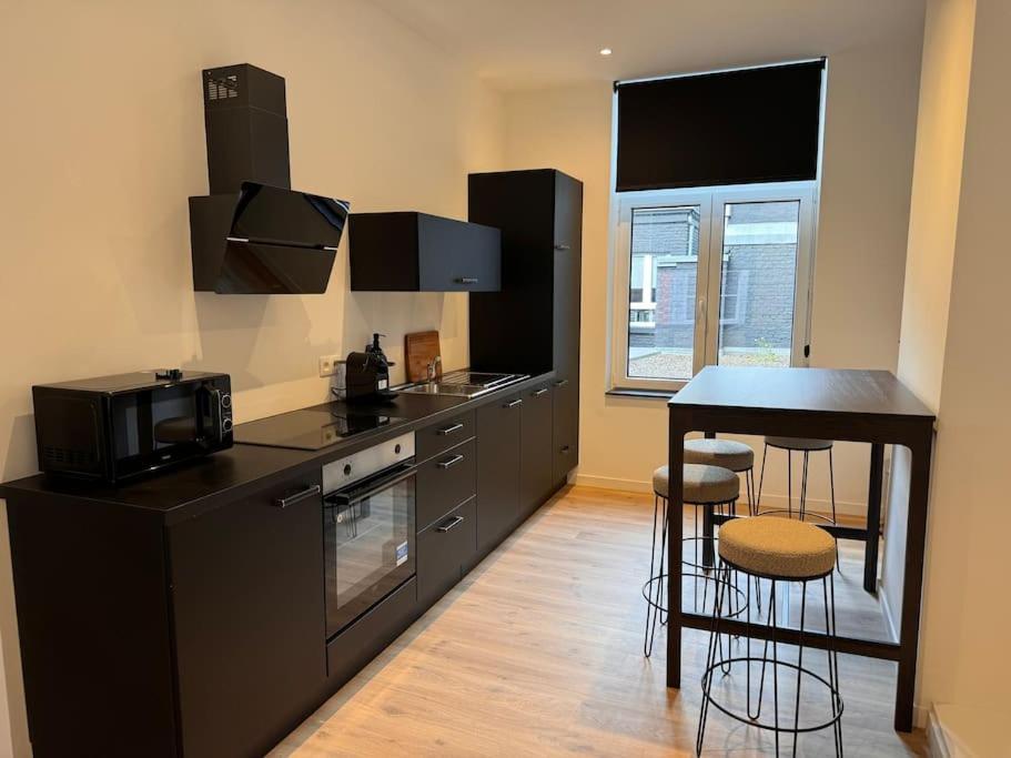 Urbanchic Appartement Cosy 1B เลียจ ภายนอก รูปภาพ